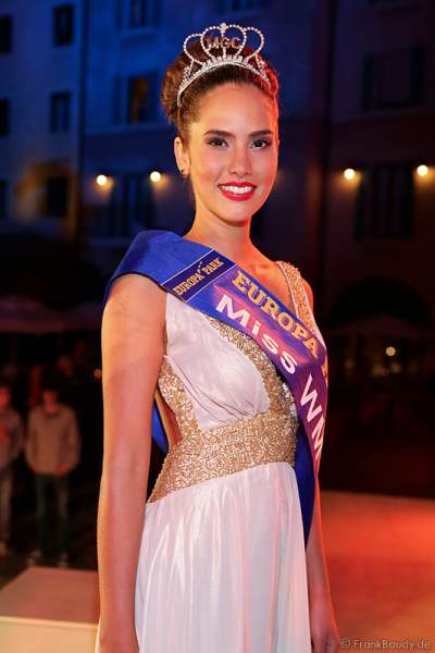 Daniela Ocoro Mejia gewinnt Miss WM 2014 Wahl im Europa-Park Rust