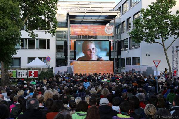 Sinja Dieks bei Tatort BLACKOUT Premiere beim SWR Sommerfestival 2014 Mainz