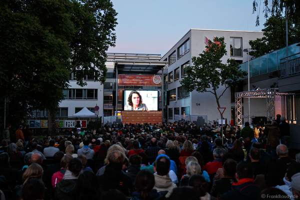 Ulrike Folkerts alias Lena Odenthal bei Tatort Team Blackout