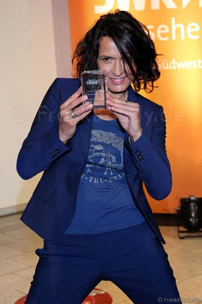 Ulrike Folkerts erhält Preis 25 JAHRE LENA ODENTHAL