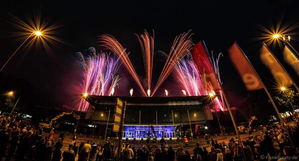 Imposantes Feuerwerk zum Abschied der Rhein-Main-Hallen