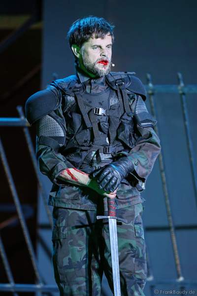 Lars Rudolph als Hagen