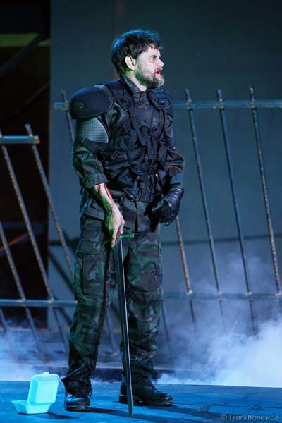 Lars Rudolph als Hagen