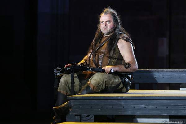 Markus Majowski als Volker von Alzey