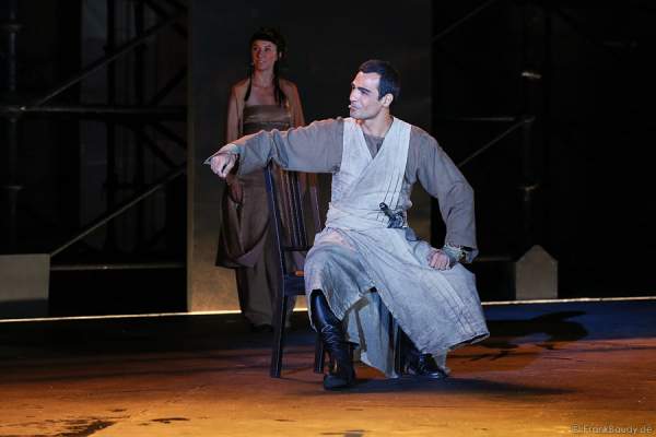 Erol Sander als Hunnenkönig Etzel