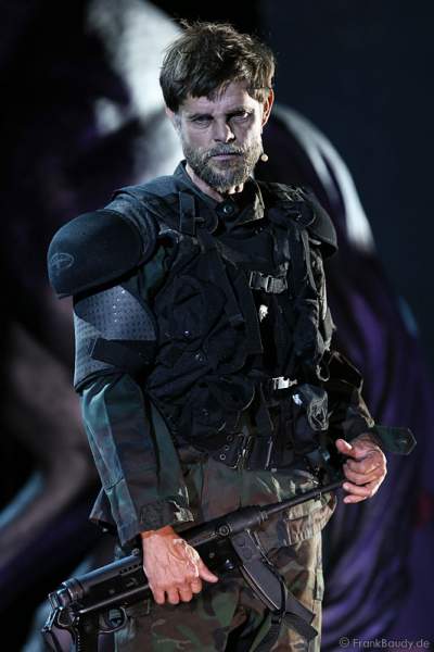 Lars Rudolph als Hagen