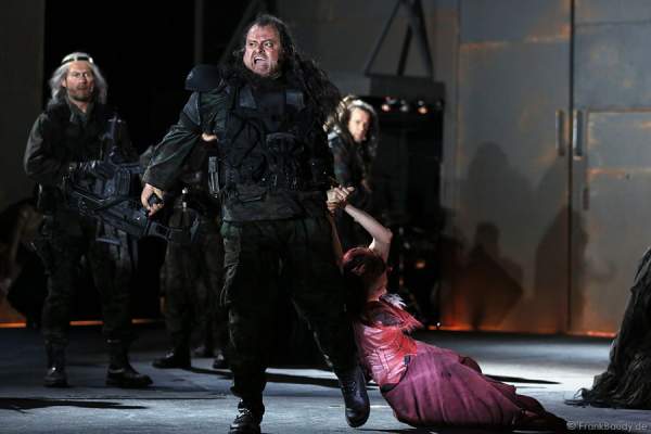 Markus Majowski als Volker von Alzey bei den Nibelungen-Festspiele 2014, born this way