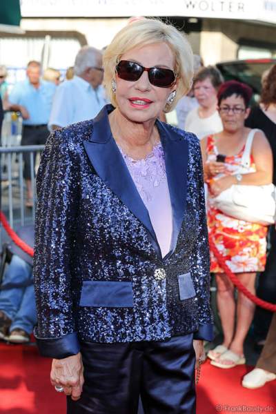 Dagmar Berghoff auf dem roten Teppich der Nibelungen-Festspiele 2014, born this way