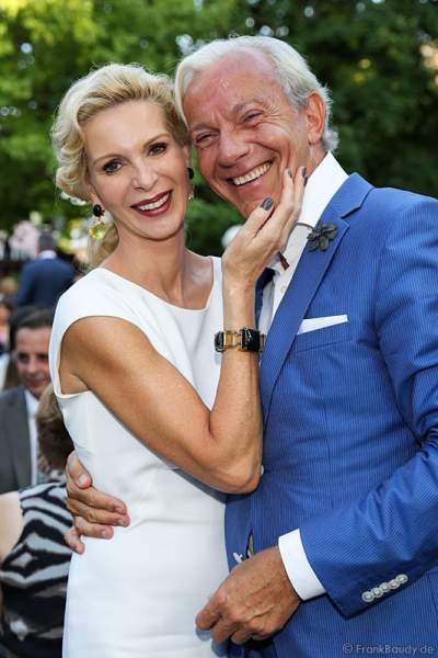 Jo Groebel mit Frau Grit Weiss bei den Nibelungen-Festspiele 2014, born this way