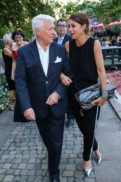 Peter Weck mit Tochter Barbara bei den Nibelungen-Festspiele 2014, born this way