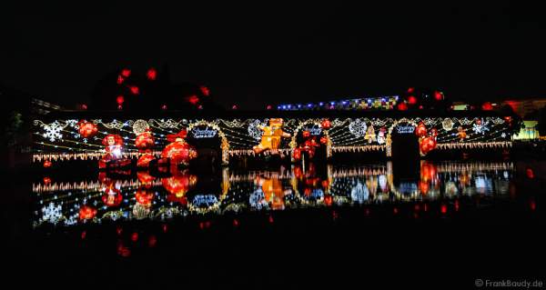 Wasser- und Lichtspiele beim Sommerfestival 2014 in Straßburg