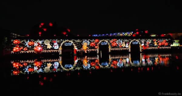 Wasser- und Lichtspiele beim Sommerfestival 2014 in Straßburg
