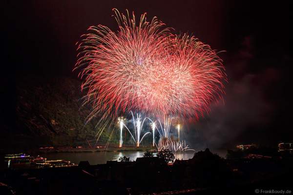 Feuerwerk Gravity bei Rhein in Flammen 2014 in Oberwesel