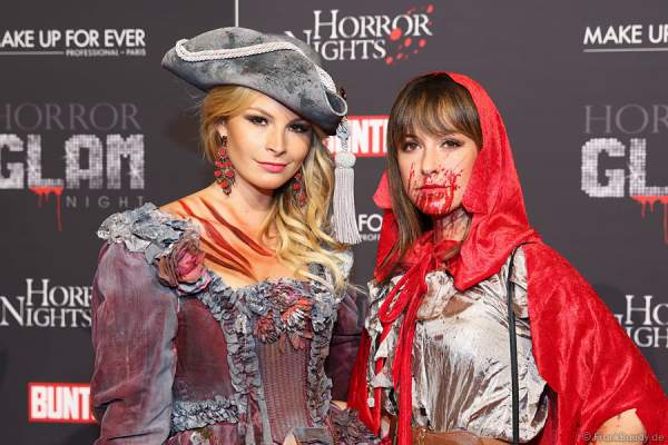 Jana Julie Kilka und Renee Weibel bei der Horror Glam Night 2014