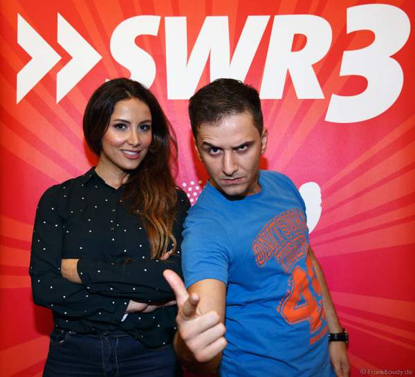 Enissa Amani und Özcan Cosar beim SWR3 Comedy-Campus