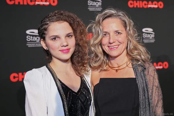 Herzogin Iris Caren von Württemberg mit Tochter Sylvie