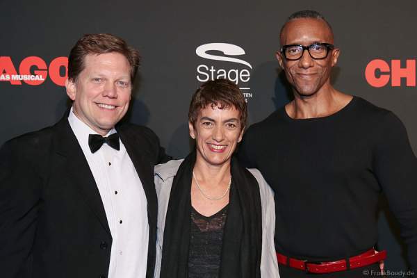 "Chicago"-Kreativteam: Robert Bowan (Supervising Music Director), Tanja Nardini (Associate Director) und Gregory Butler (Associate Choreographer, rechts)