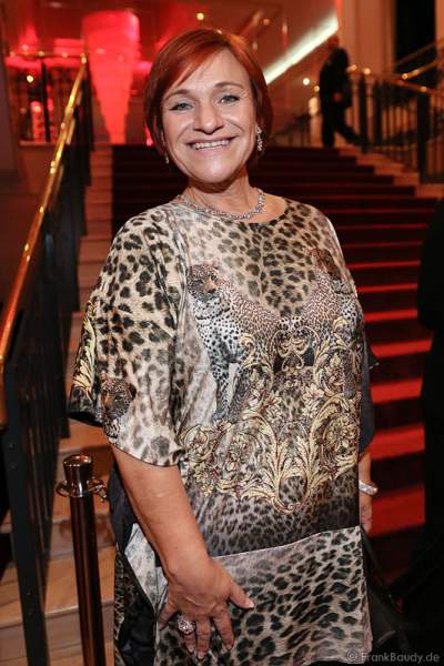 Sängerinnen Lou Hoffner