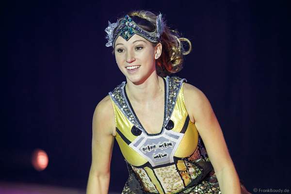 Erste Proben mit Kostüm für PASSION von Holiday on Ice