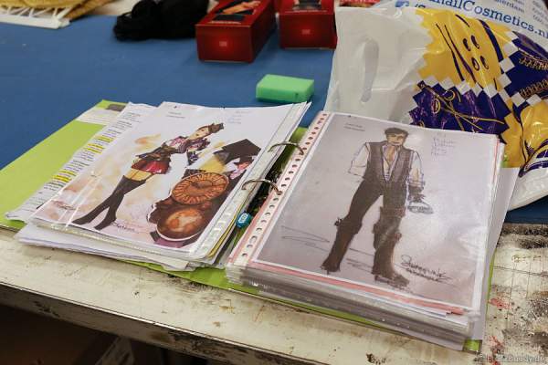 Kostümentwürfe für PASSION von Holiday on Ice