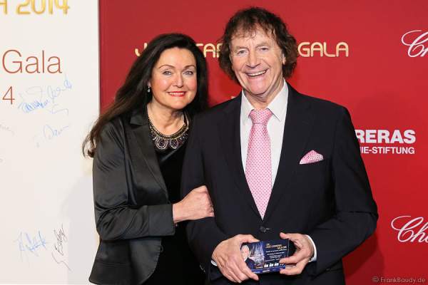 Franz Lambert mit Frau Christa Maria Lambert bei der Carreras Gala am 18.12.2014 im Europa-Park in Rust