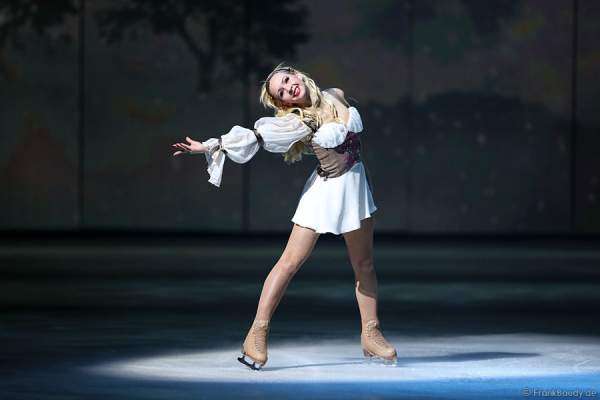 Annette Dytrt bei Holiday on Ice PASSION