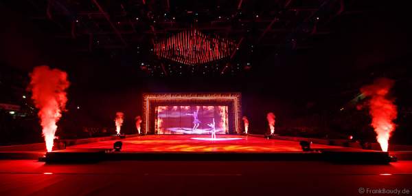 Erin Scherrer bei Holiday on Ice PASSION