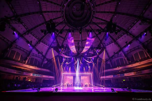 Holiday on Ice PASSION