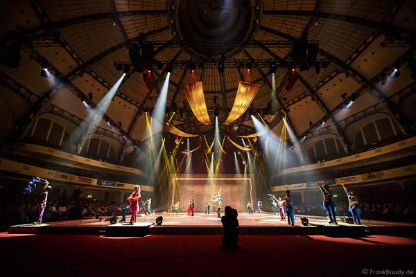 Holiday on Ice PASSION