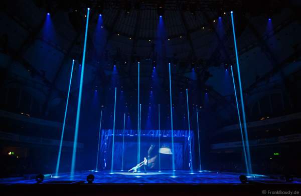 Pernelle Carron und Lloyd Jones bei Holiday on Ice PASSION