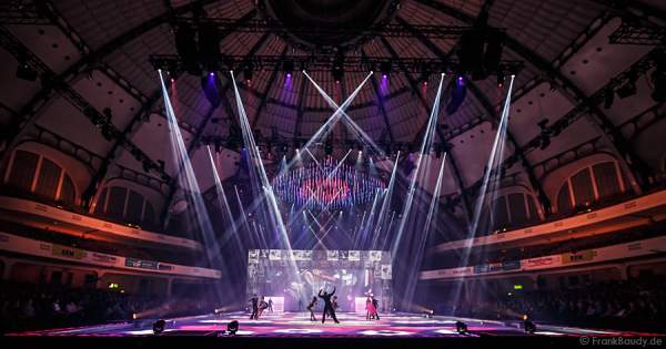 Holiday on Ice PASSION