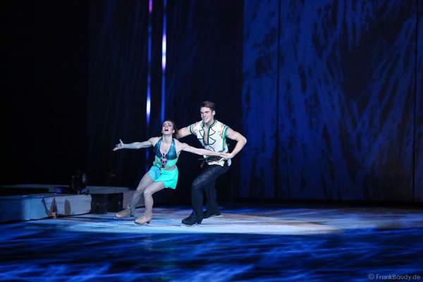 Pernelle Carron und Lloyd Jones bei Holiday on Ice PASSION