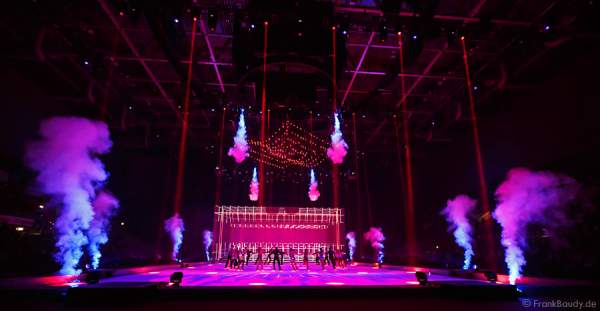 Holiday on Ice PASSION