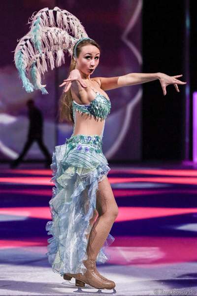 Kseniia Chepizhko bei Holiday on Ice PASSION