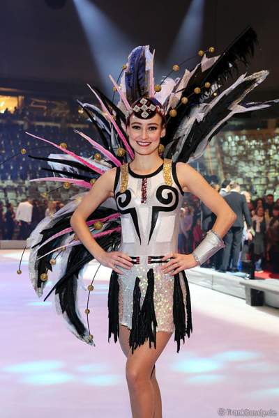 A138_IMG_0398-Jv01-01so-Holiday-on-Ice-PASSION