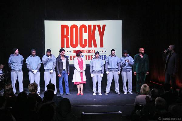 Die Darsteller von ROCKY bei der Vorstellung des neuen Musicals in Stuttgart