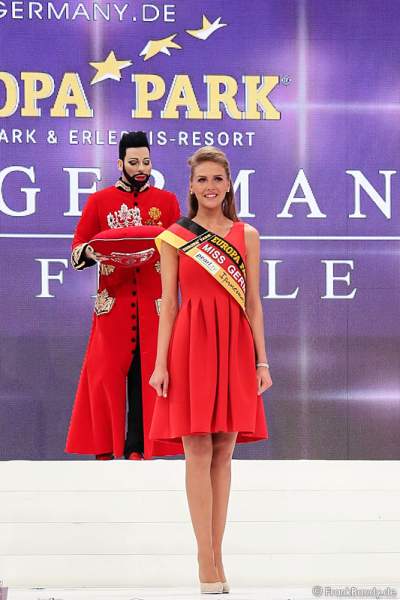 Harald Glööckler krönt Miss Germany 2015 Olga Hoffmann
