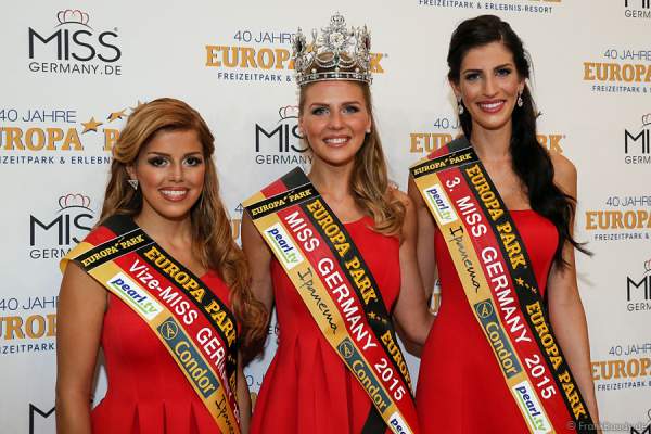 Vize-Miss Germany 2015 - Julia Kraml, Miss Germany 2015 - Olga Hoffmann, 3. Miss Germany 2015 - Lisa Wargulski, beim Finale im Europa-Park