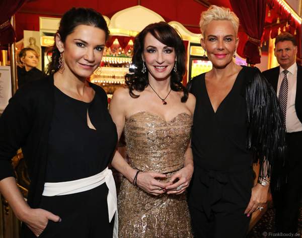 Mariella Ahrens, Anna Maria Kaufmann und Natascha Ochsenknecht beim Miss Germany 2015 Finale im Europa-Park