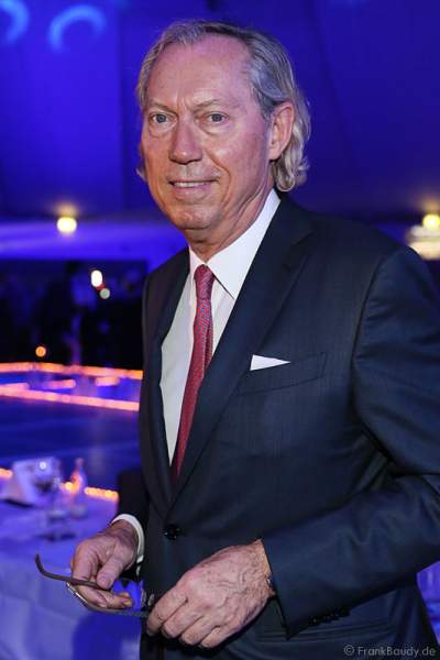 Prof. Dr. Dr. Werner Mang beim Miss Germany 2015 Finale im Europa-Park