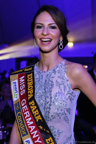 Doris Schmidts - Miss Germany 2009 - beim Miss Germany 2015 Finale im Europa-Park