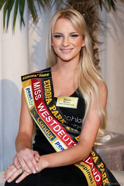 Katharina Laible, Miss Westdeutschland 2015, Backstage beim Miss Germany 2015 Finale