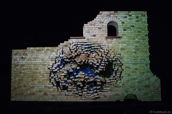 Videoanimation an der Römervilla Weilberg bei der Weinbergnacht in Bad Dürkheim 2015