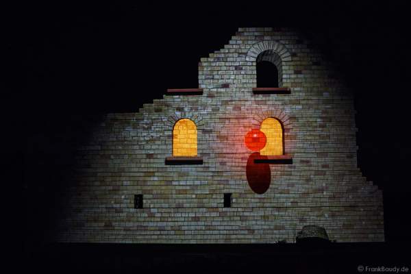 Videoanimation an der Römervilla Weilberg bei der Weinbergnacht in Bad Dürkheim 2015