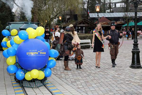 Einweihung des neugestalteten Euro-Tower im Französischen Themenbereich