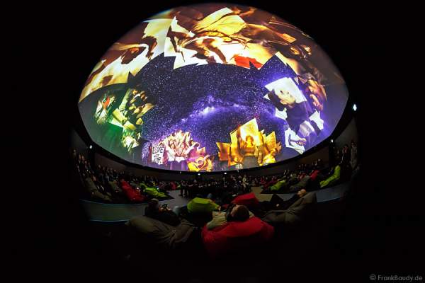 360 Grad-Kino Traumzeit-Dome im Europa-Park mit Projektionsshow Beautiful Europe