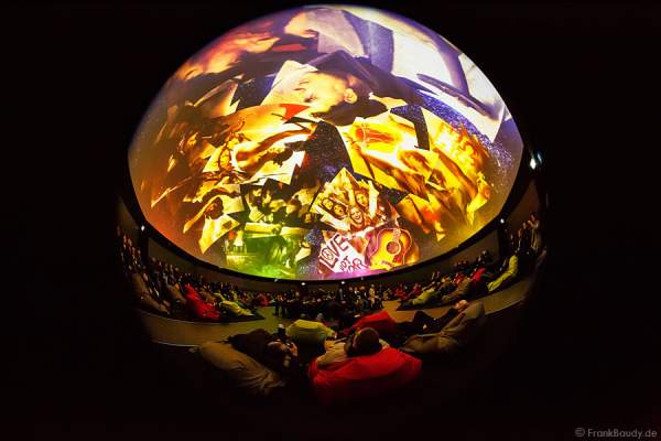 Traumzeit-Dome im Europa-Park mit Projektionsshow Beautiful Europe