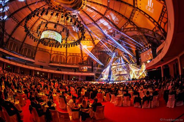 Festliche Gala beim PRG LEA - Live Entertainment Award 2015 (LEA Award) in der Frankfurter Festhalle