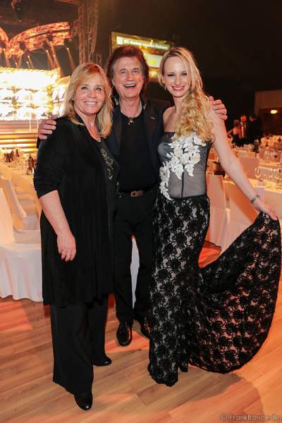 Olaf Malolepski, ex Flippers Sänger mit Ehefrau Sonja Malolepski und Tochter Pia Malolepski beim Radio Regenbogen Award 2015