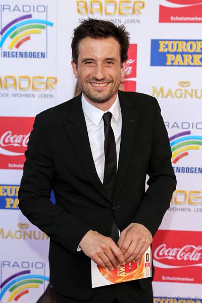 Oliver Hans Mommsen auf dem roten Teppich beim Radio Regenbogen Award 2015